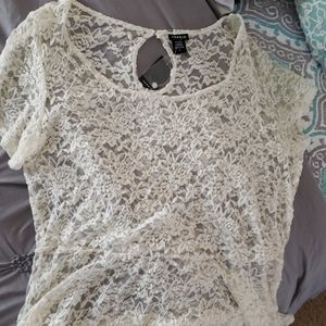 NWT Lace peplum style blouse